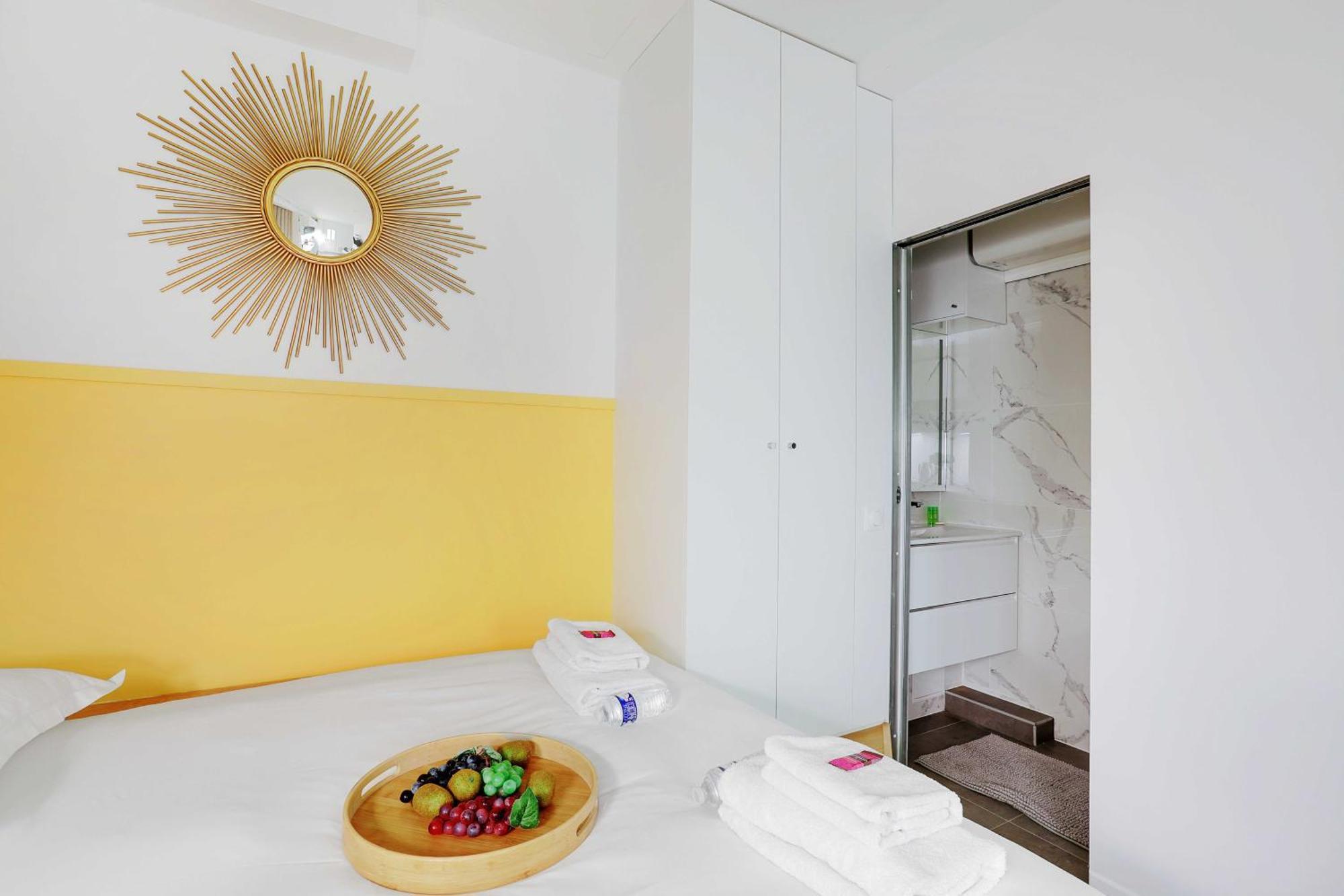 Intimate - 2p - Arts Et Matiers Rapublique Apartment Paris